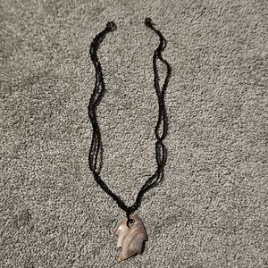Elegant Black and Cream Pendant Necklace